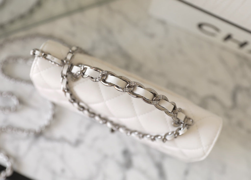 CHANEL WOC 19 WHITE LAMBSKIN SILVER HARDWARE