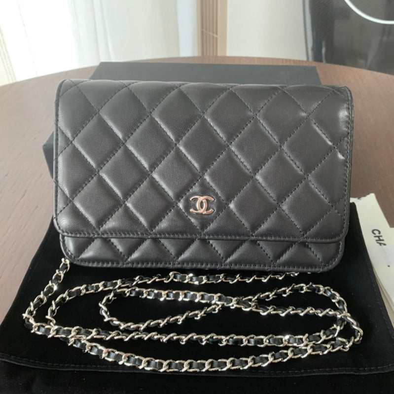 CHANEL WOC 19CM BLACK LAMBSKIN SILVER HARDWARE