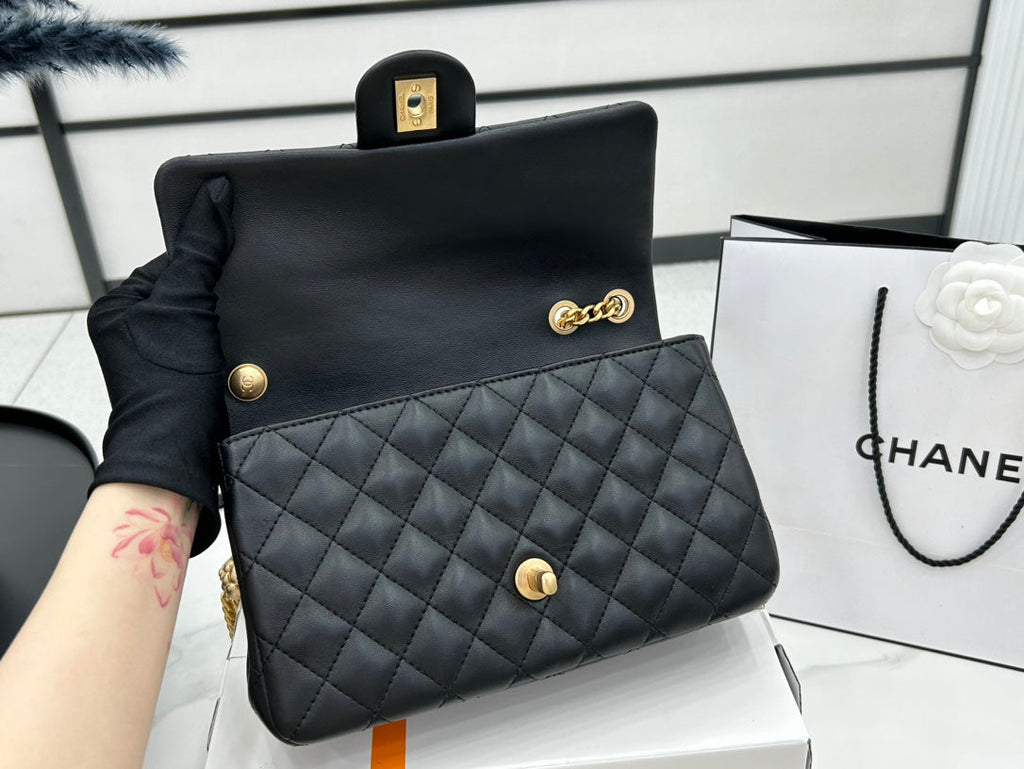 CHANEL SMALL 23 FLAP BAG IN BLACK CALFSKIN GOLD HARDWARE