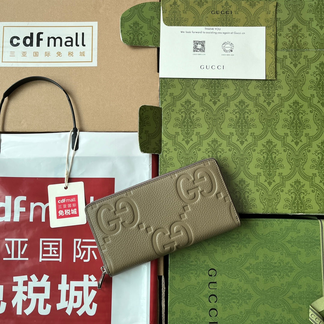 GUCCI FULL-ZIP WALLET 19 IN MOSS GREEN EMBOSSED CALFSKIN