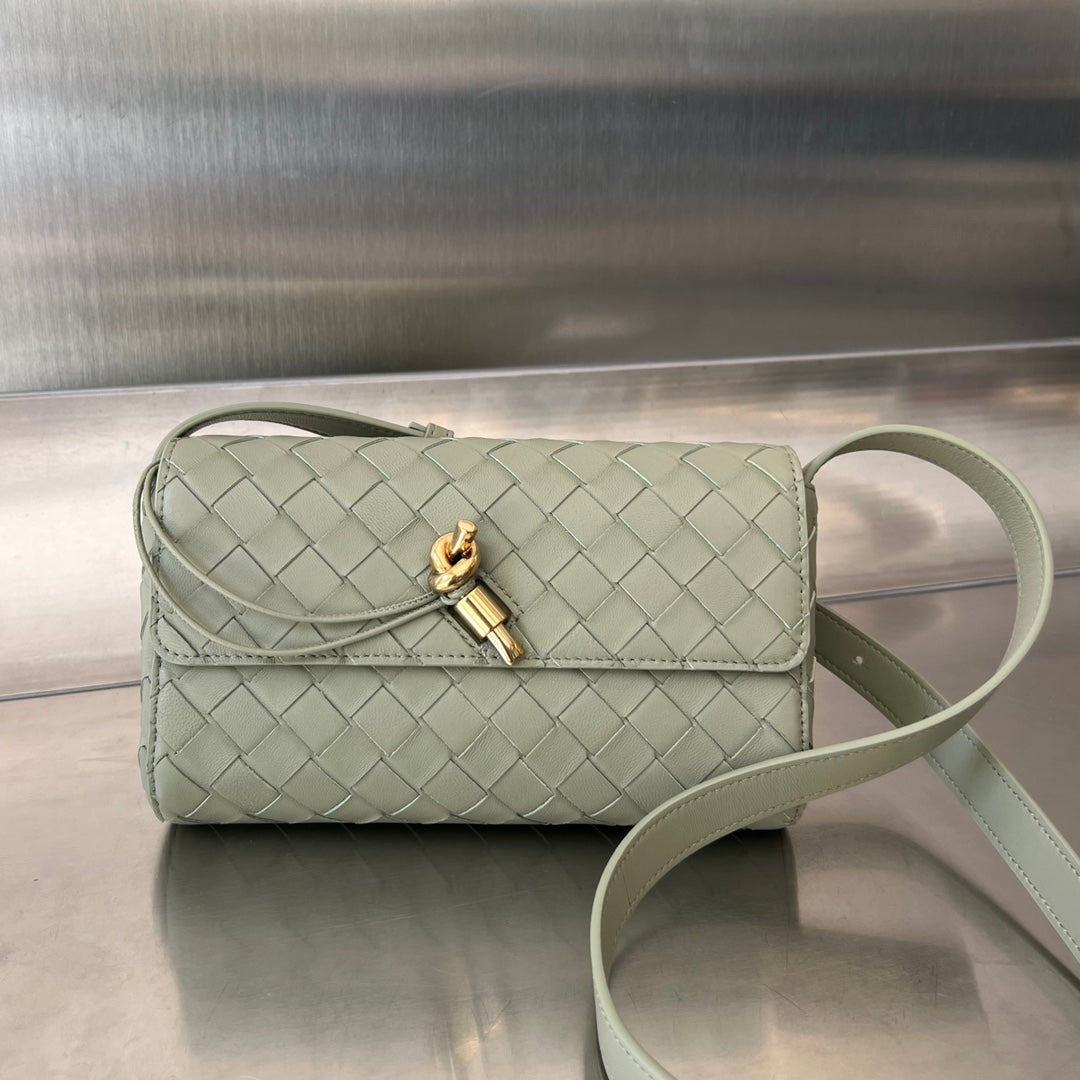 BOTTEGA VENETA ANDIAMO 21 IN GRAY OLIVE LAMBSKIN