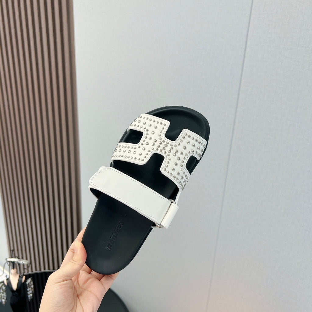 HERMES CHYPRE SANDAL WHITE MIX BLACK CALFSKIN STYLIZED
