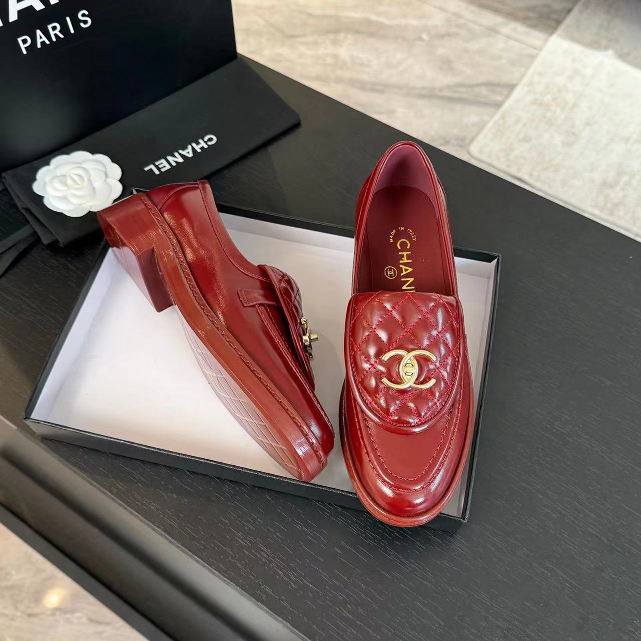 CHANEL MOASINS RED QUILTED LAMBSKIN