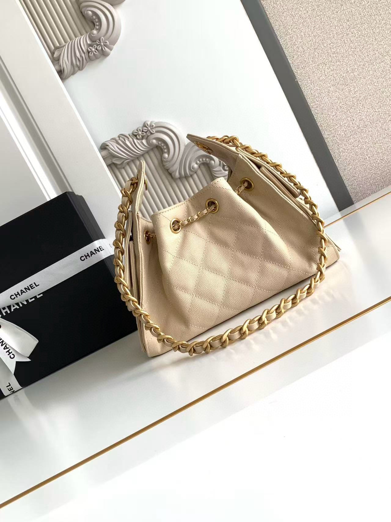 CHANEL 25 MINI HANDBAG 22CM IN BEIGE GRAINED CALFSKIN GOLD HARDWARE