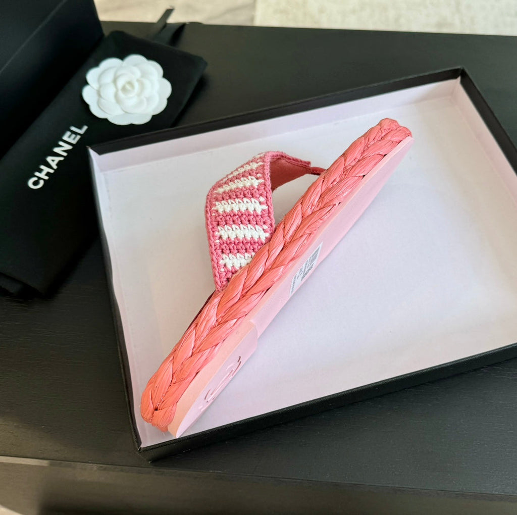 CHANEL Double C Hottest Knit Flip-Flops Light Pink