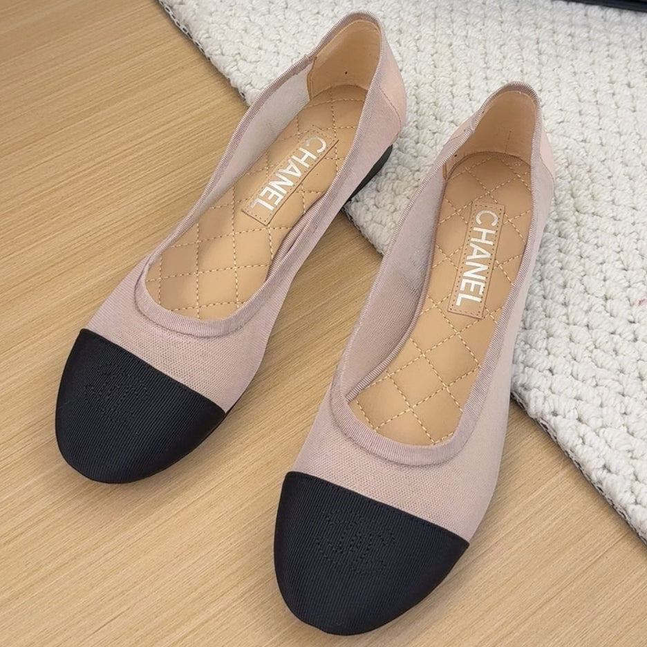 CHANEL BALLET FLAT IN BLACK FABRIC AND PASTEL PINK MESH